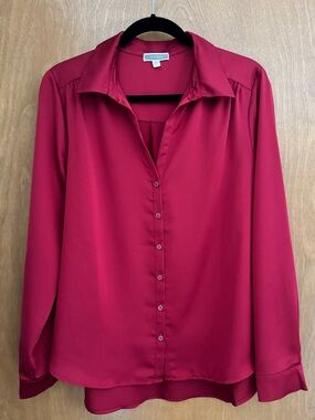 Pleione Large Women's Wine/Berry Button-Down Blouse